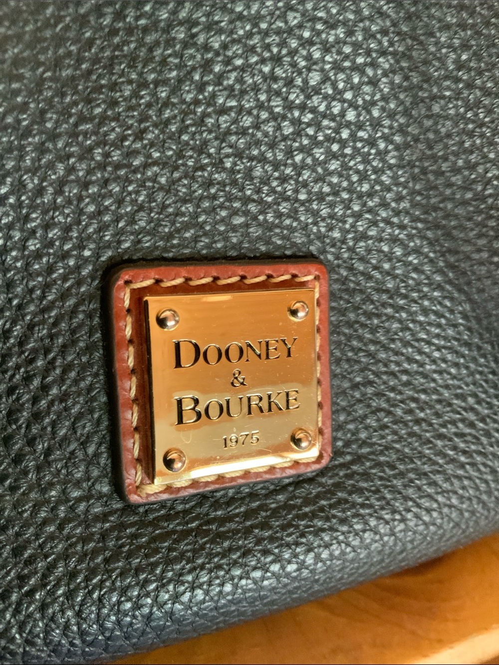 Dooney Bourke Pebble Grain Crossbody 25 - Picture 5 of 16